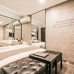 Jamsil 2.4 Hotel